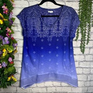 Westport Short Sleeved Rhinestone Printed Top Size Medium